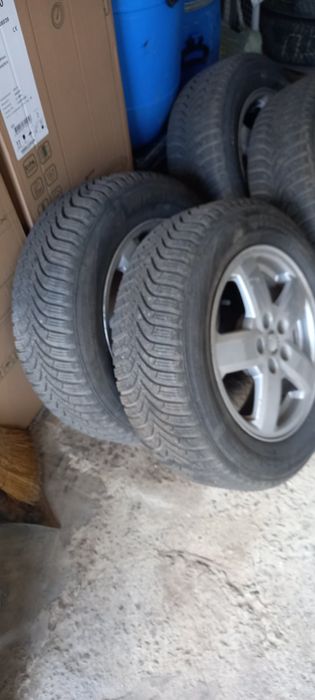 4 бр. зимни гуми Hankook с джанти 15 цола