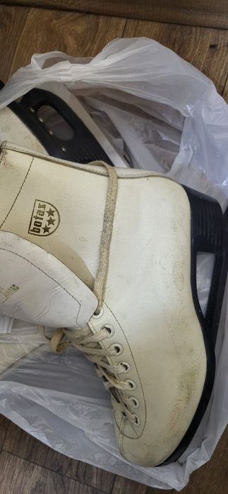 Коньки женские с утеплением