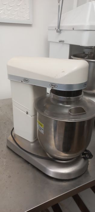 Срочно продаётся миксер + тестомес.