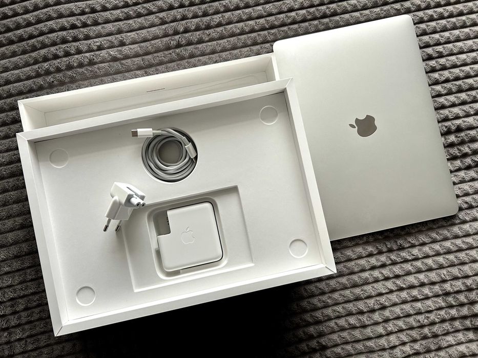 Лаптоп Apple MacBook Pro M1 8Gb - 512GB