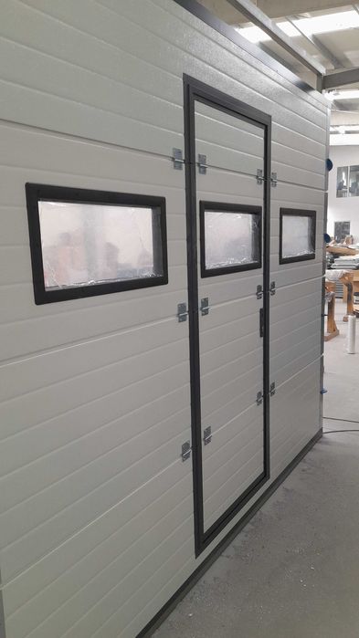 Usa garaj sectionala 3000x2500 gri antracit, automatizare si accesorii