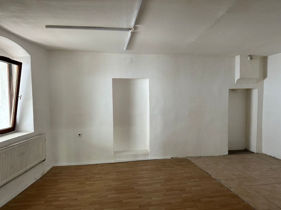 Spatiu comercial de inchiriat