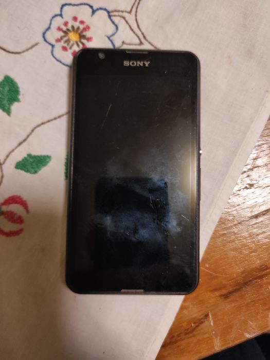 Мобилен телефон Sony E4 G