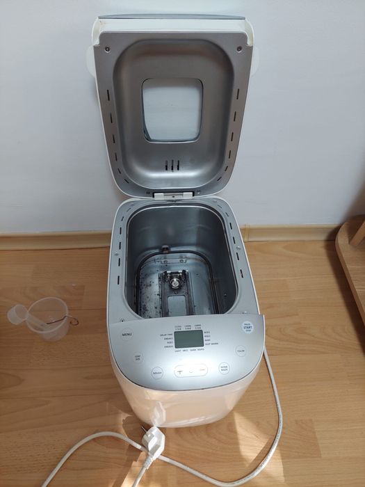 Masina de facut paine Gorenje BM 1600 WG