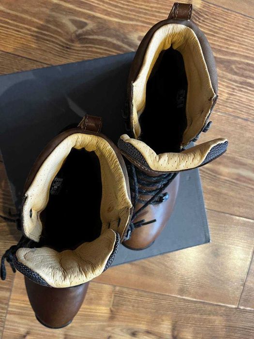 Водоустойчиви топли боти ECCO 40 р