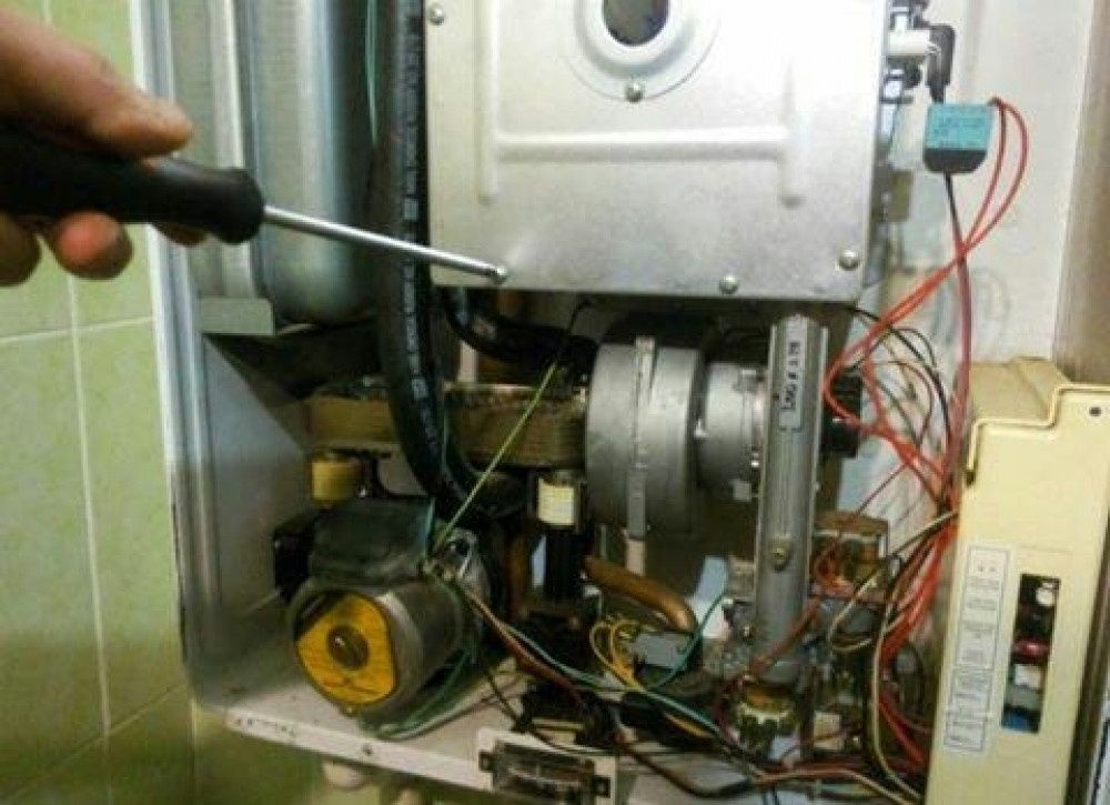 Ремонт установка Котлов  Чистка обслуживание газовых Котлов и КОЛОНОК.