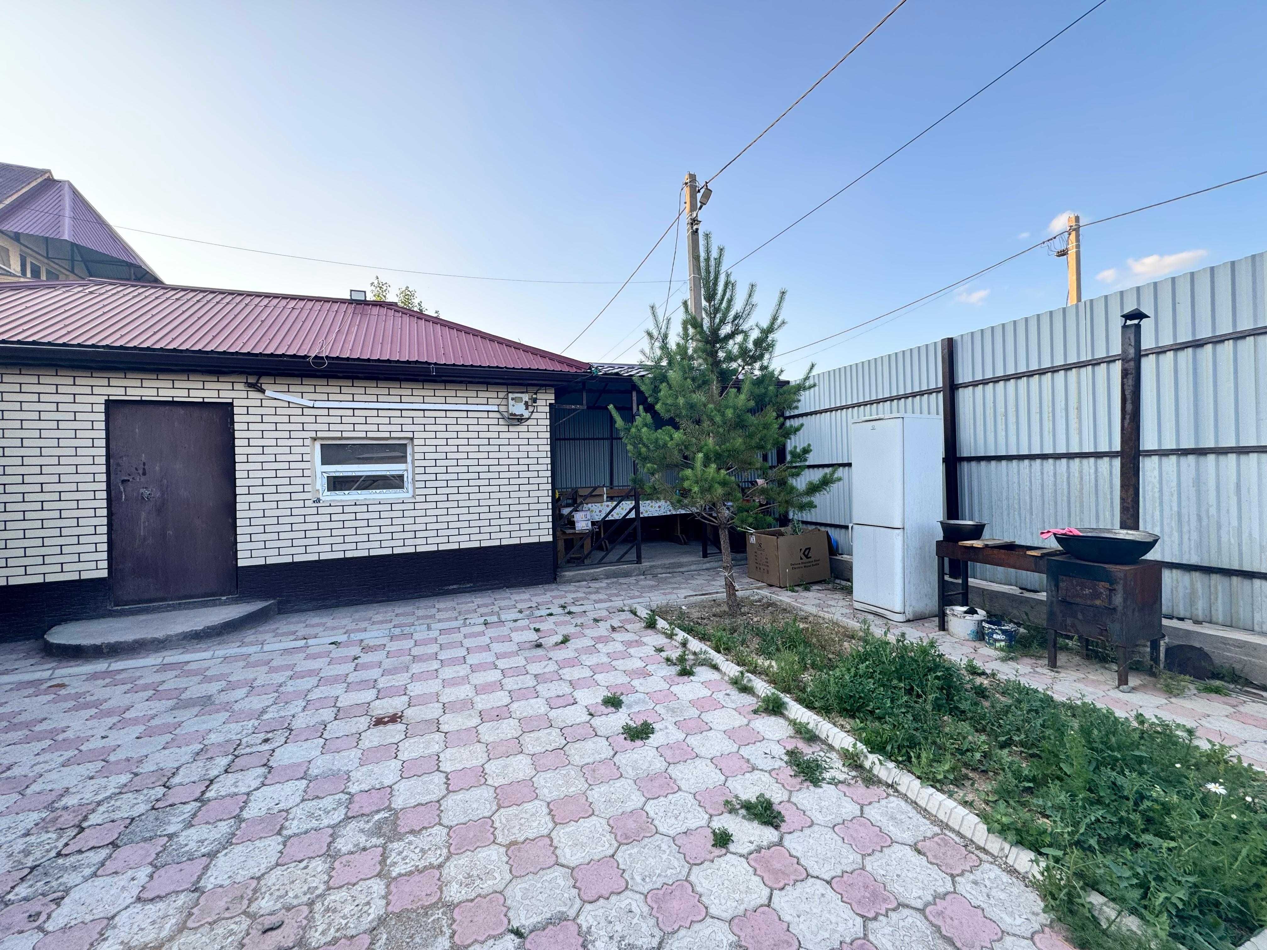 Продаем дом 6 комн. - мкр. Кунгей, Ф. Карибжанова