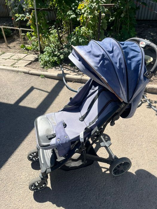 Продам детскую коляску