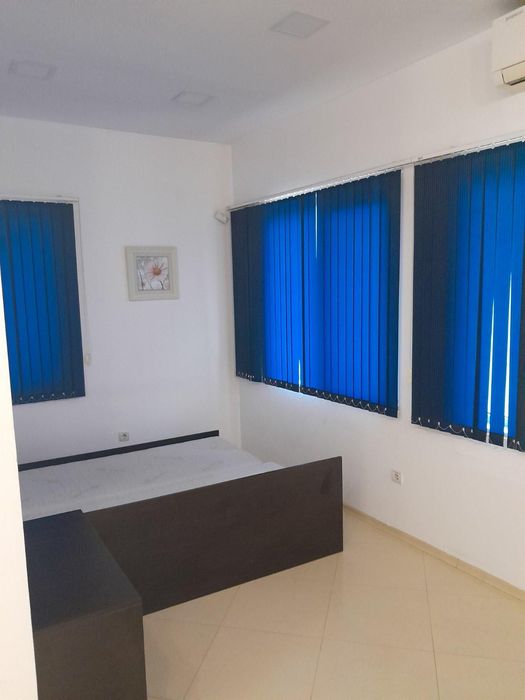 Дава се под наем Едностаен апартамент в Пловдив, Остромила - 55 кв.м за 225 € - Снимка #3