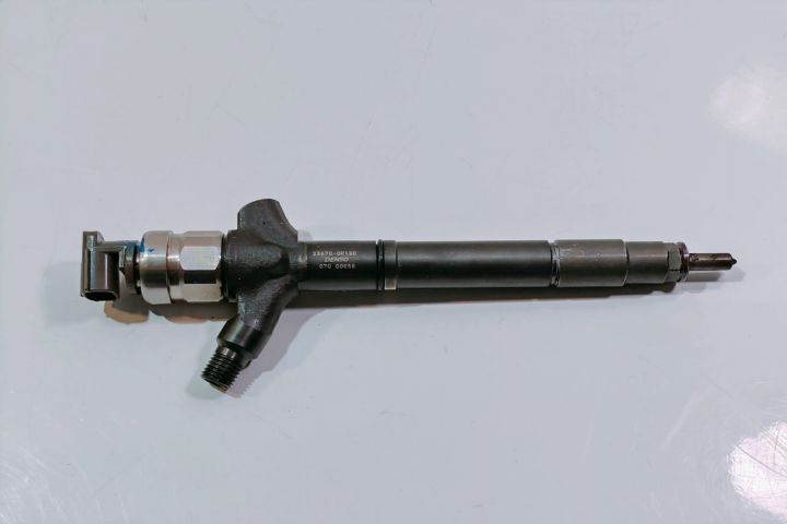 Injector  236700R180 / 23670-0R180 Toyota Corolla E140 seria