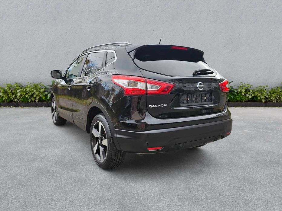 Nissan Qashqai / 2017 / 1.6 Diesel / Automat /Keyless/panoramic/Euro 6