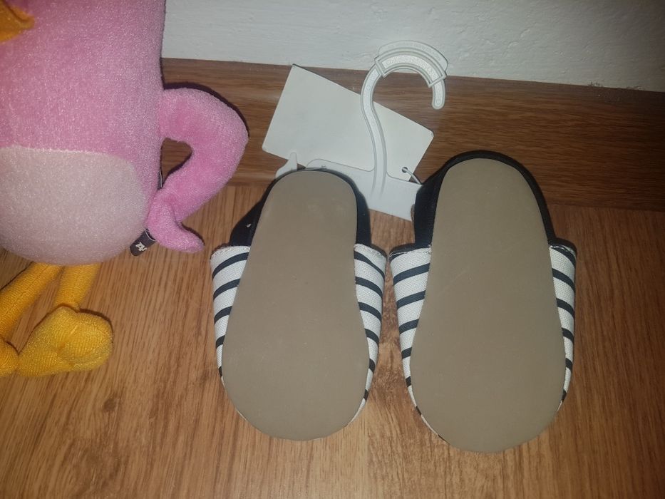 Бебешки буйки 18/19 номер