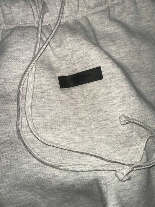 Fear of God Essentials Pants – Grey