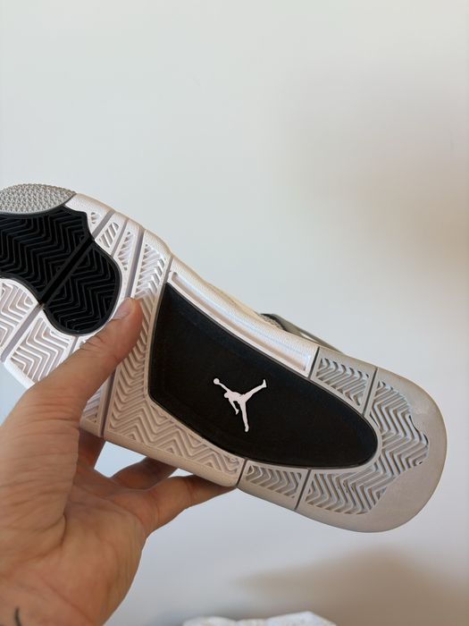 Jordan 4 Military Black