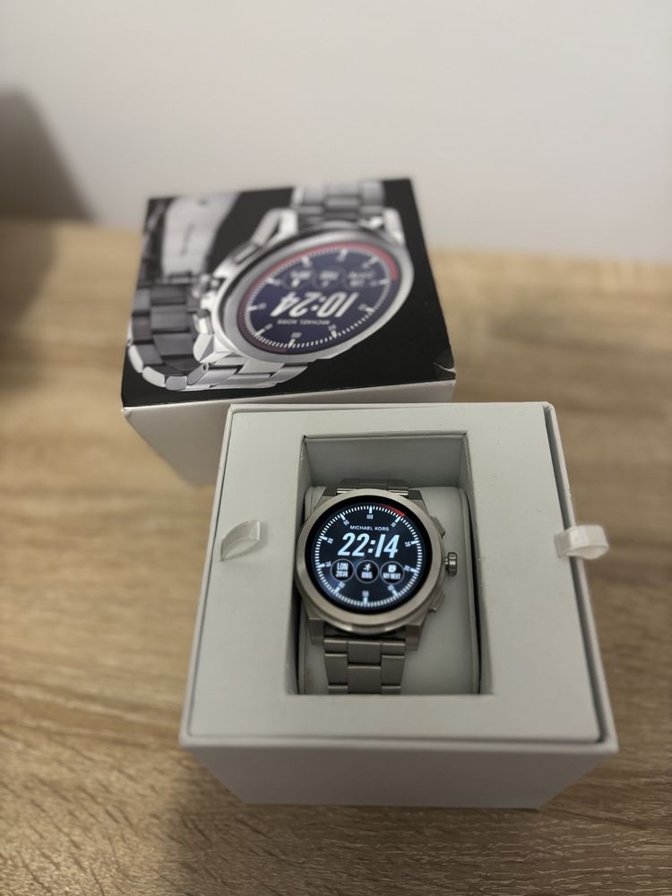 Michael Kors smartwatch Grayson