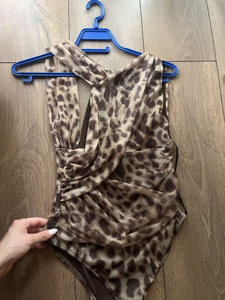 Zara- дамско боди