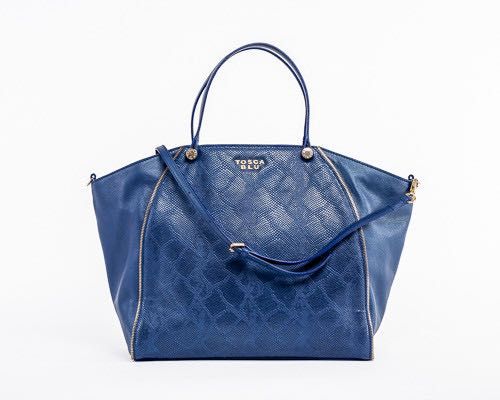 Дамска чанта Tosca Blu, изработена от естествена кожа в син цвят-НОВА