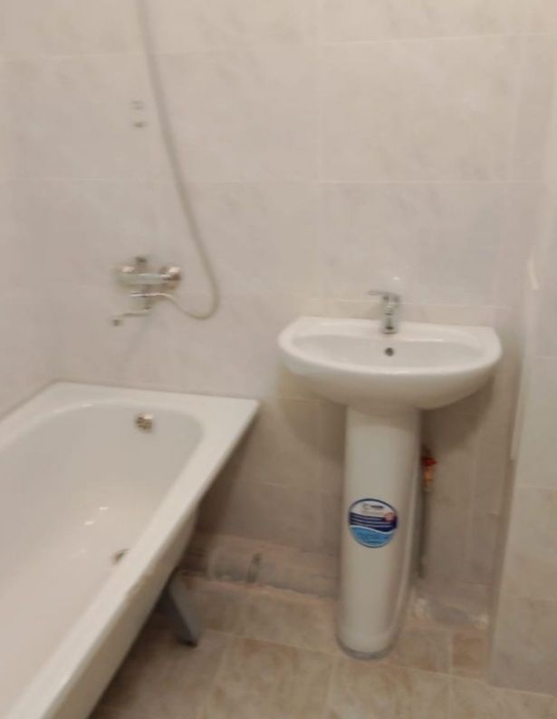 Продаётся 1 комн кв мкр Асар 2