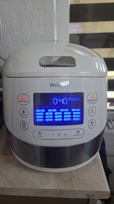 Мултикукър Philips HD4731 / 70