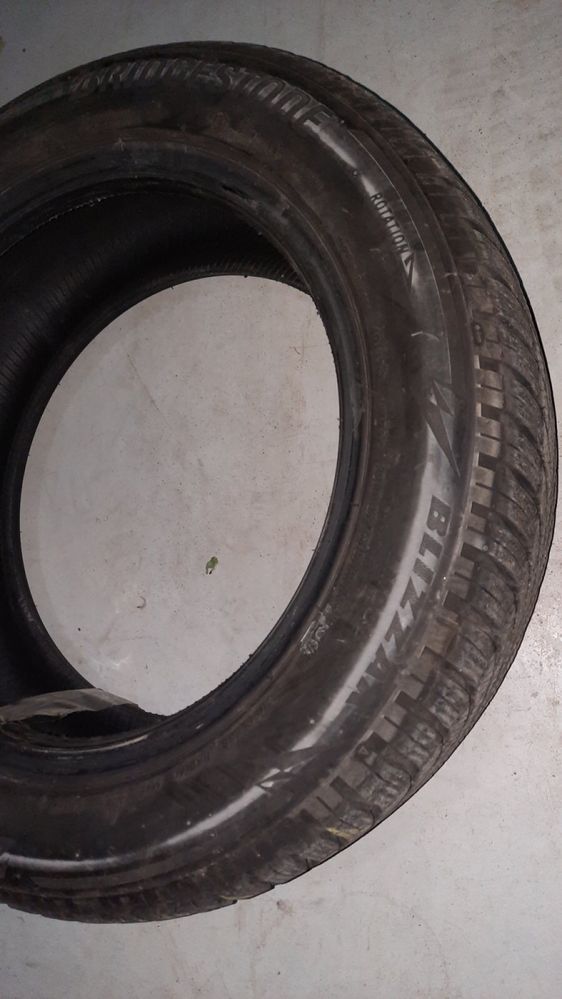 Зимни гуми 205 55 16 Bridgestone LM005