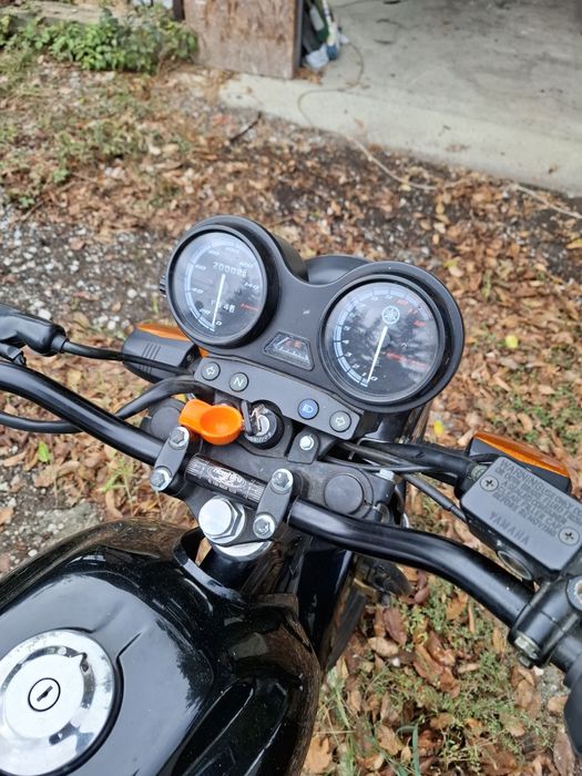 Yamaha YBR 125.  20000km