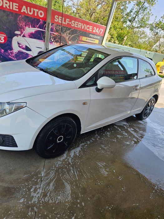 Vând Seat Ibiza 1.2 benzina