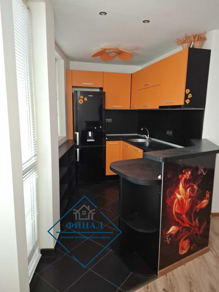 Продава се Тристаен апартамент в Шумен, Болницата - 73 кв.м за 1328 €/кв.м - Снимка #2