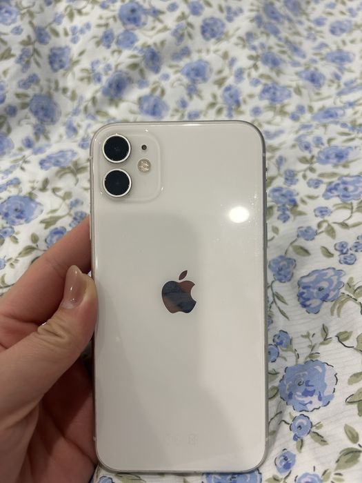 Продам Iphone 11