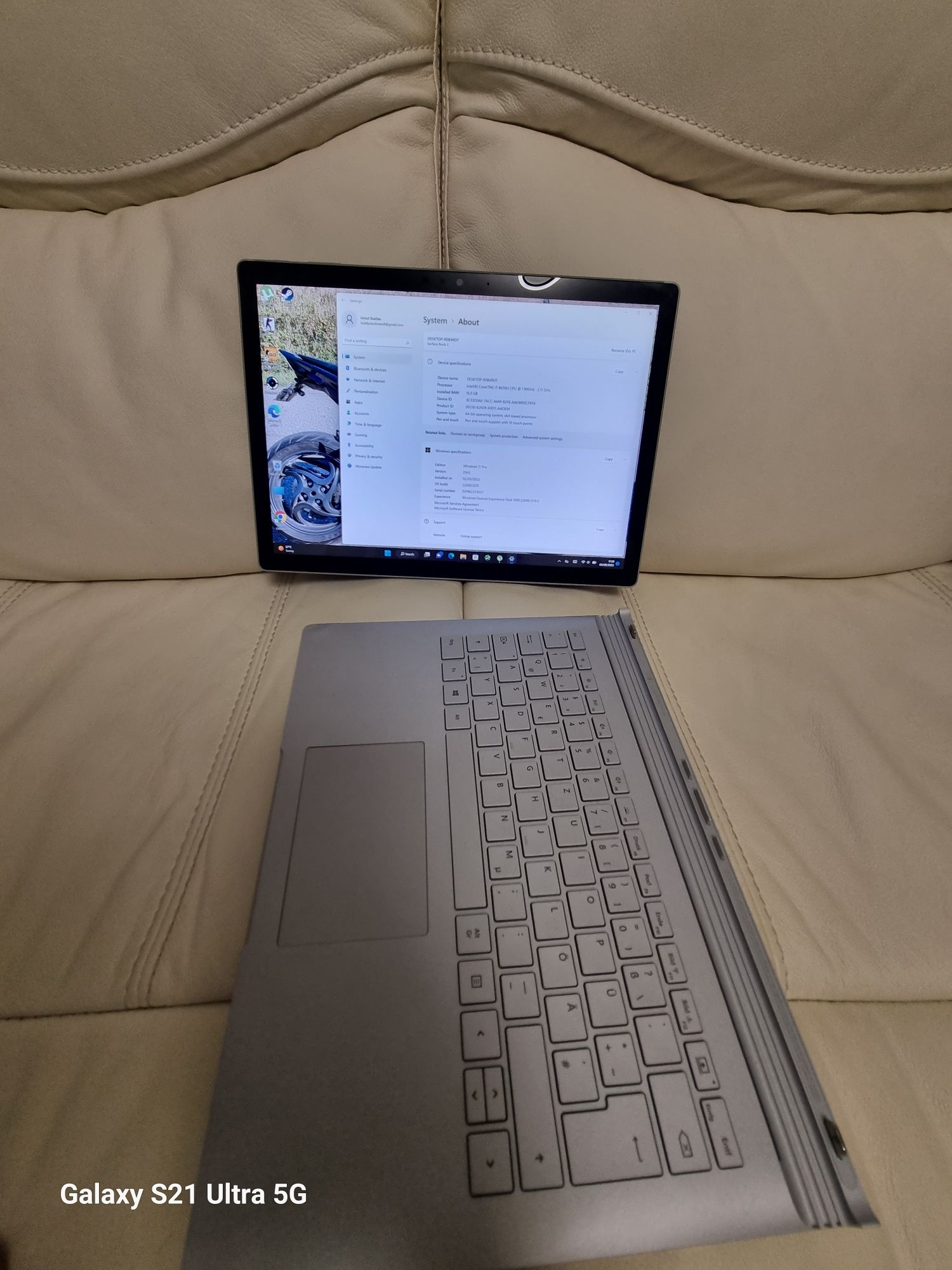 Laptop Surface book 2