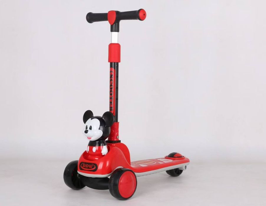 Детские самокаты.