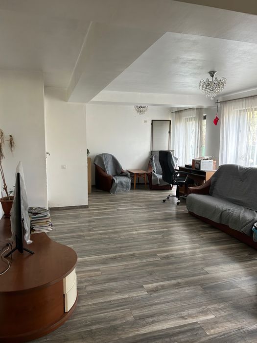 Proprietar închiriez vilă în Berceni