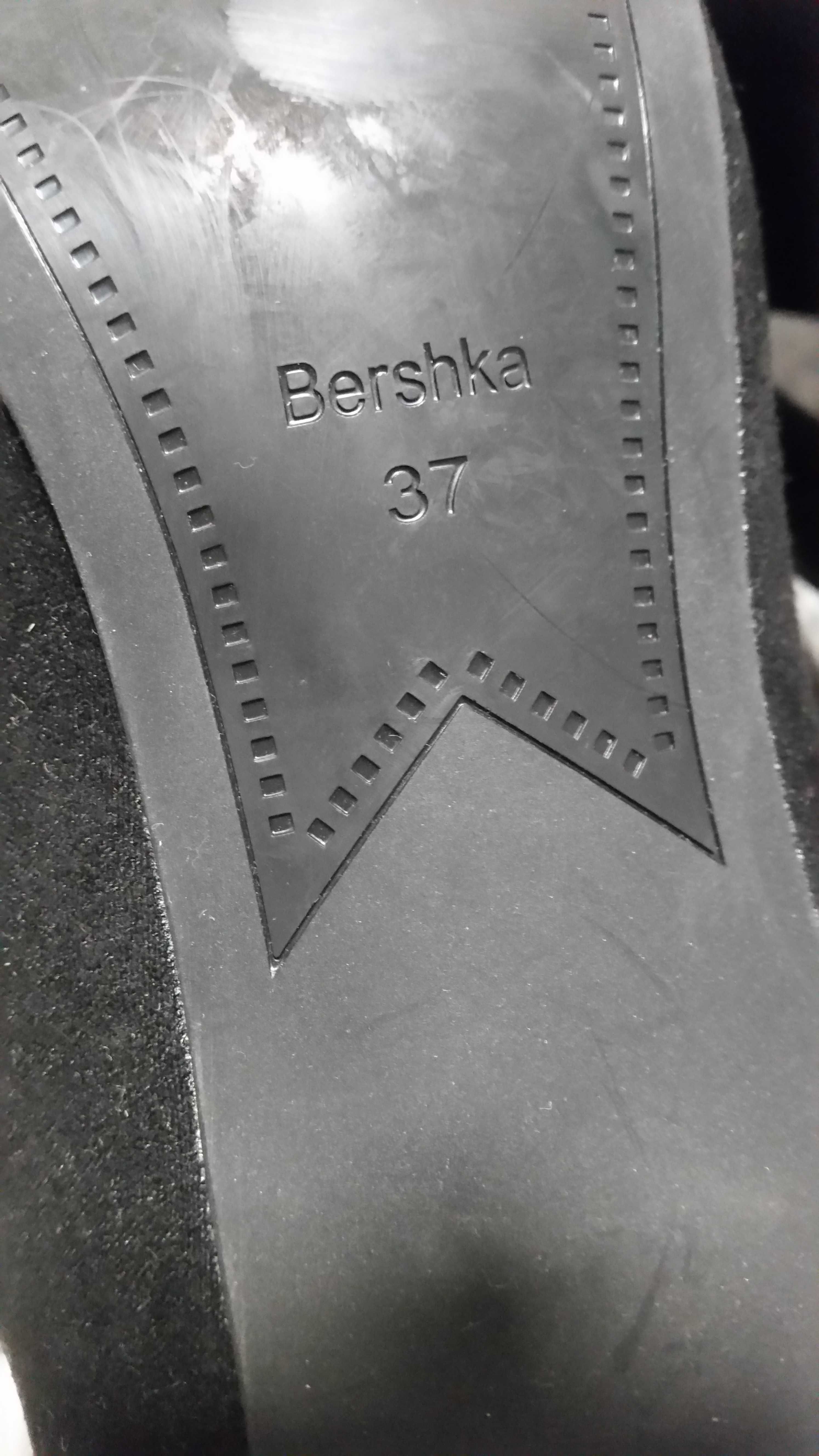 Sandale Bershka nr 37