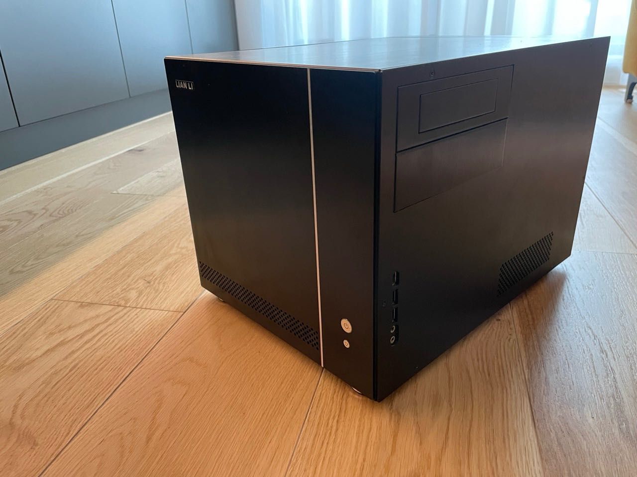 Home server 16 GB RAM ECC, 6 TB storage, SSD, Intel Xeon