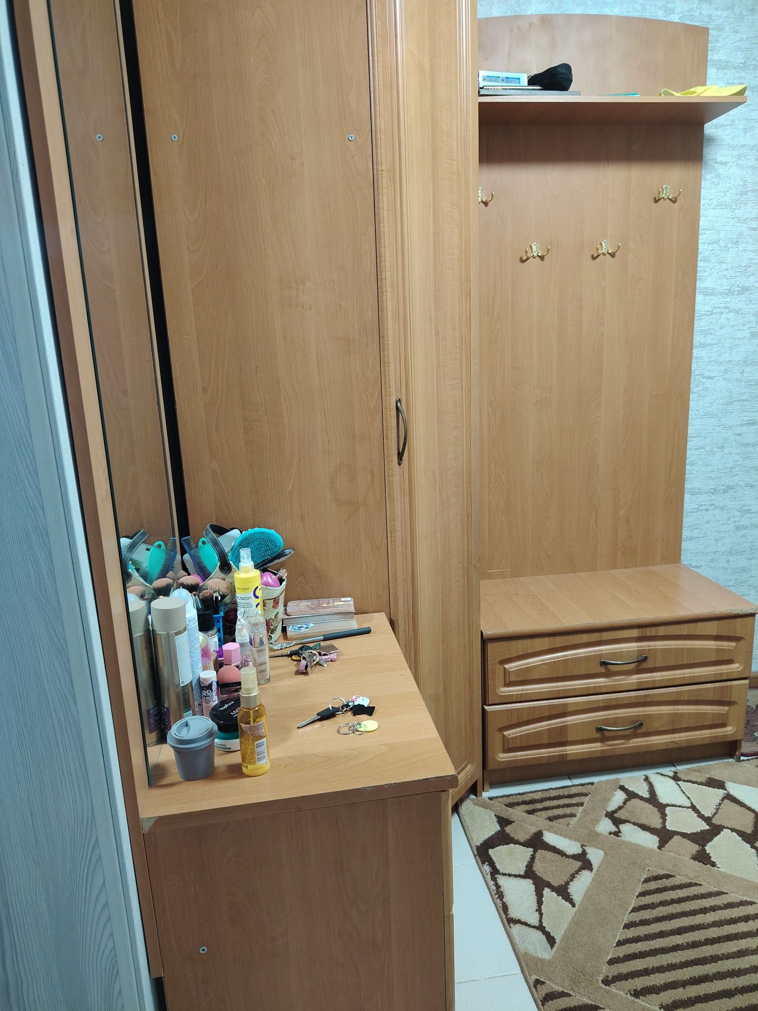 Прихожая угловая