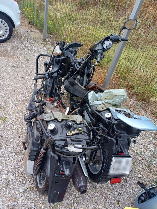 Yamaha Majesty 125cc. - два броя за части