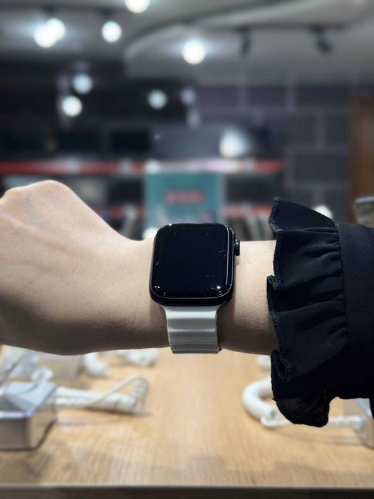 Часы Apple Watch SE 44mm/ Эпл вотч СЕ 44