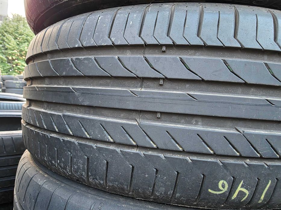 2бр Летни гуми 225 45 18 - Continental Runflat