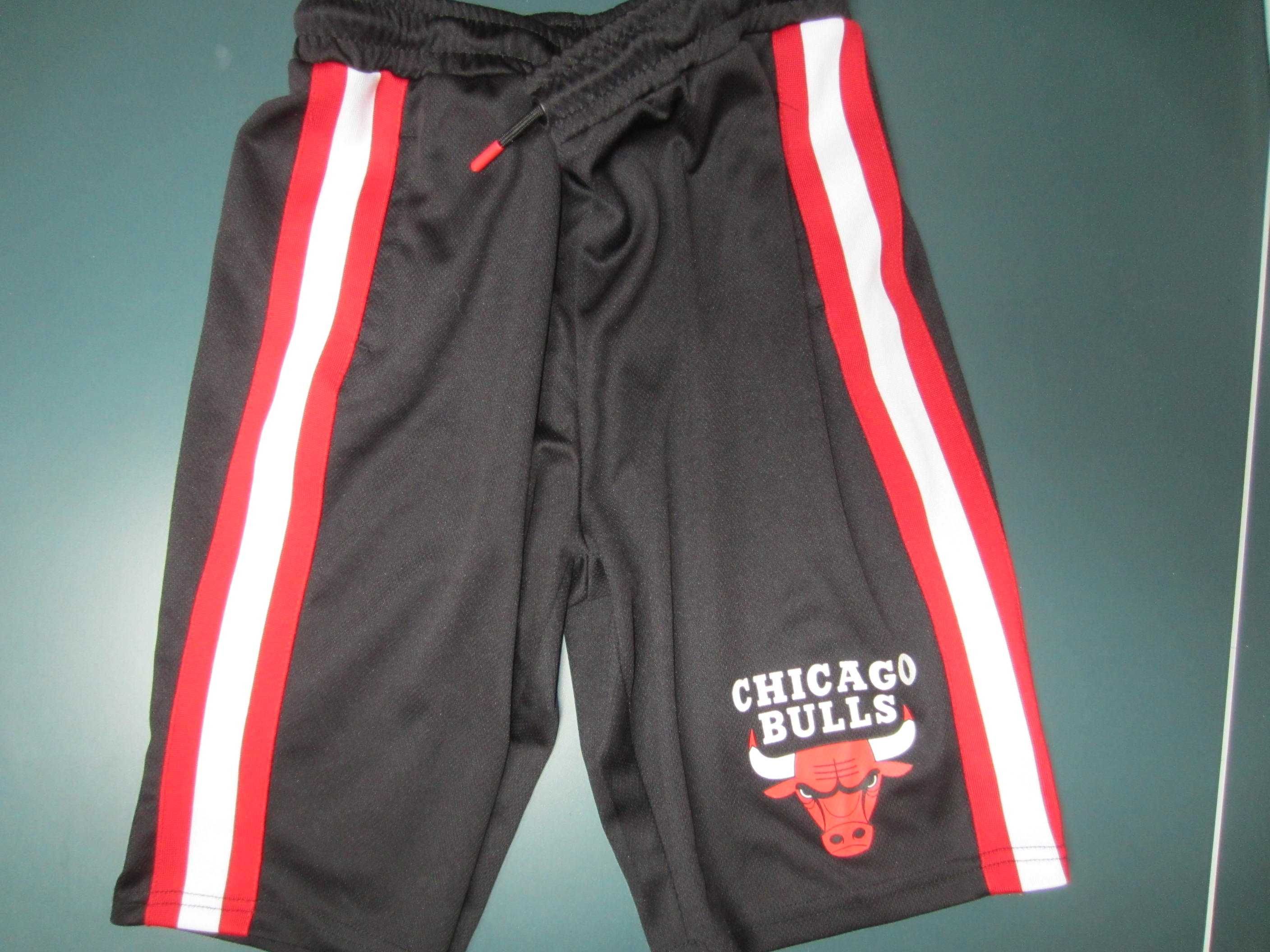 Sort baschet Chicago,masura copil 158 (12-13ani), NBA, ca nou