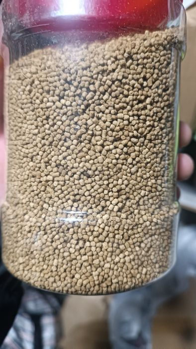 Продам корм для рыбок