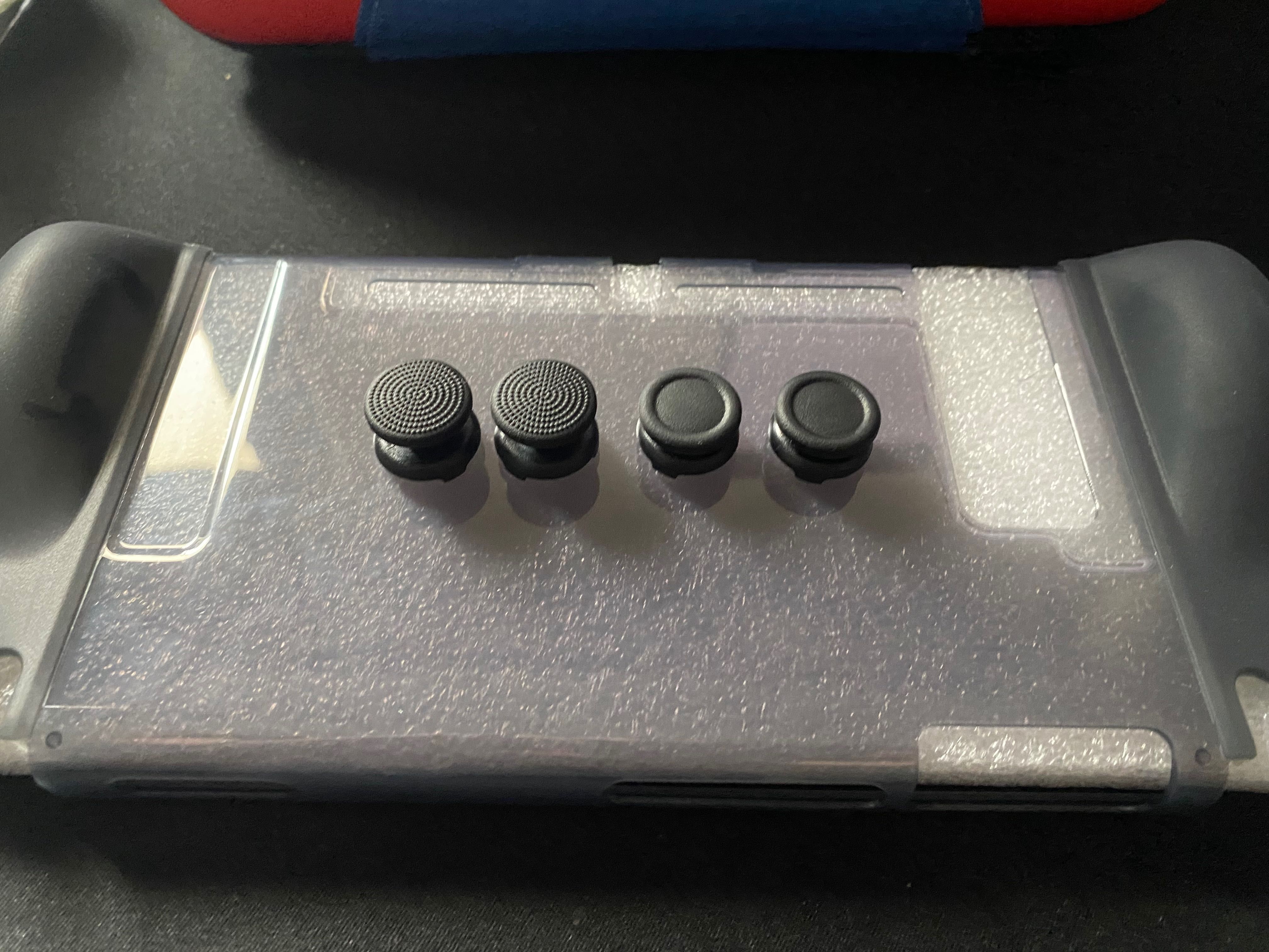 Кейс, премиум стъклен протектор, аналог стикове за Nintendo Switch