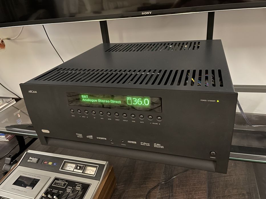 Arcam Avr 600 campionul absolut, Yamaha DSP Z9
