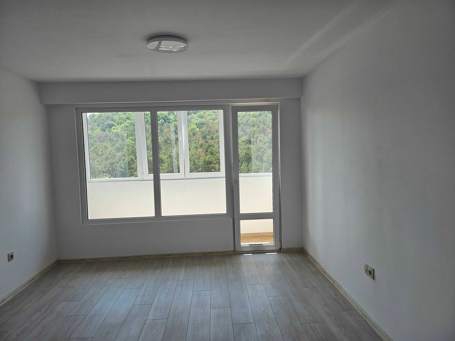 Продава се Двустаен апартамент в Варна, Аспарухово - 42 кв.м за 2260 €/кв.м - Снимка #1