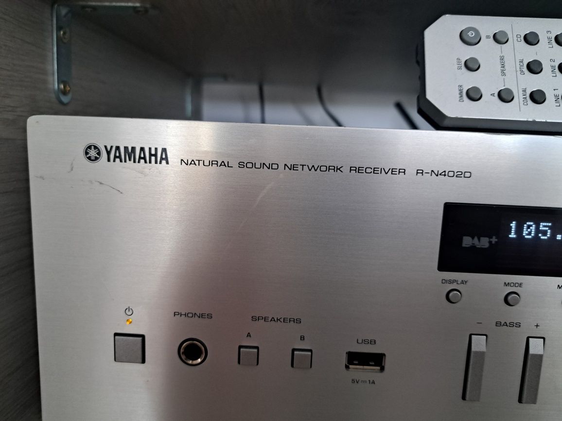 Yamaha r-n402D,muziccast,wifi,bluetooth
