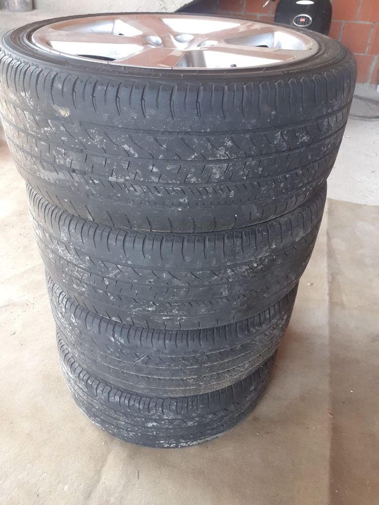 Jante cu cauciucuri audi 18’