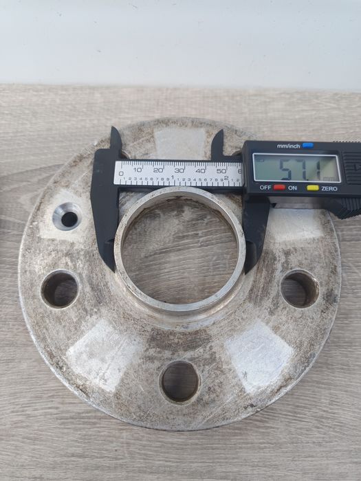 Фланци 5/112 16 мм