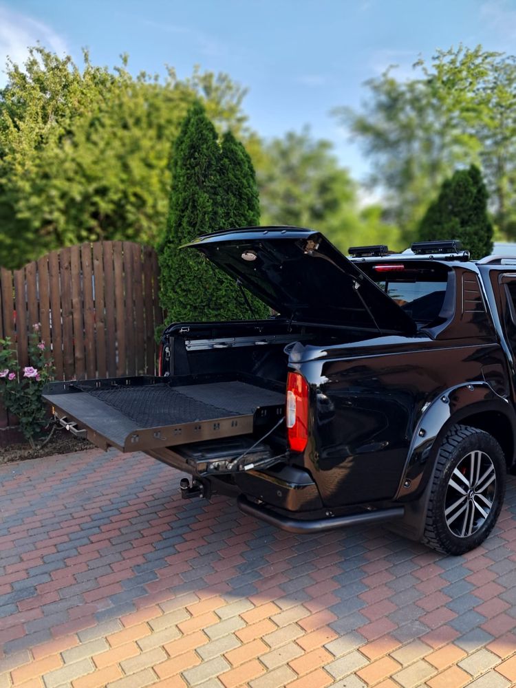 De vanzare Mercedes Benz  X 350