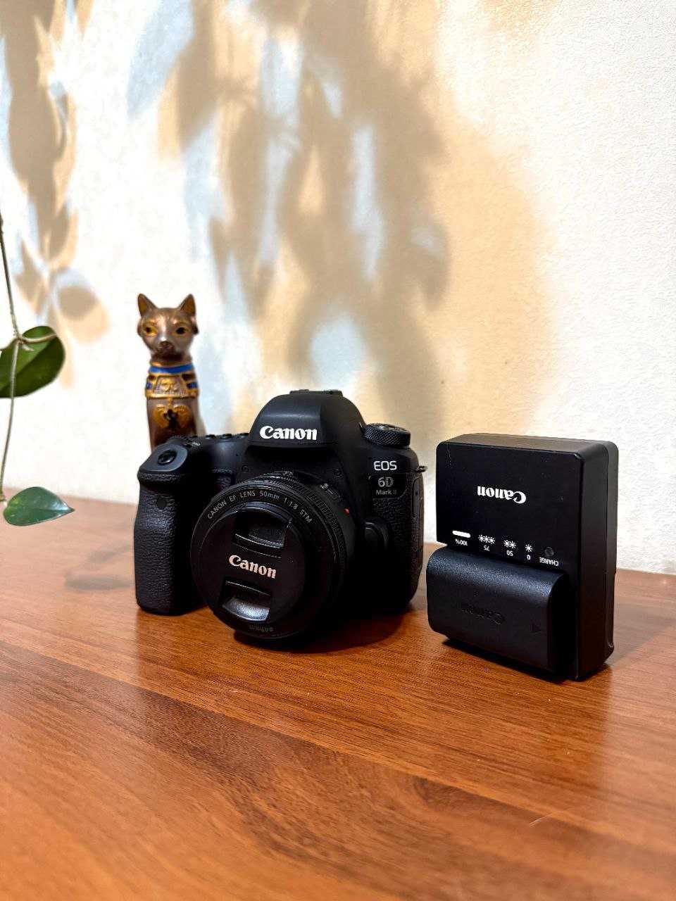 Продается фотоаппарат canon 6d mark 2