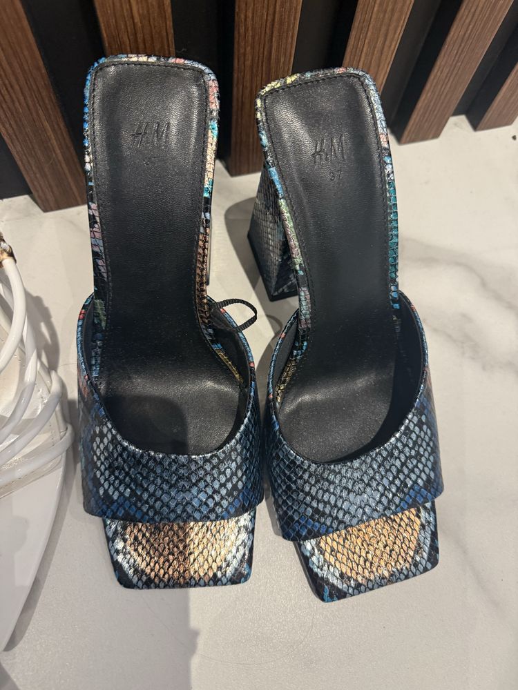 Продавам дамски сандали Zara, H&M