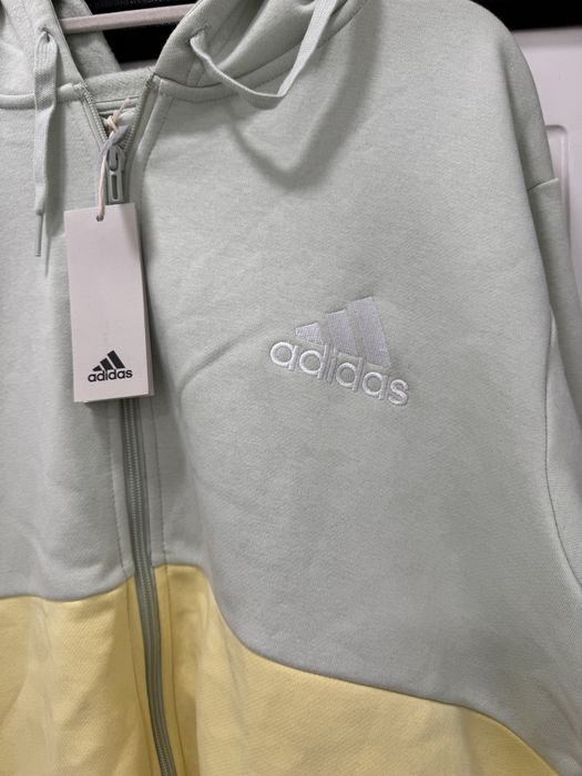 Adidas - суичър, суитшърт, худи, горнише с качулка