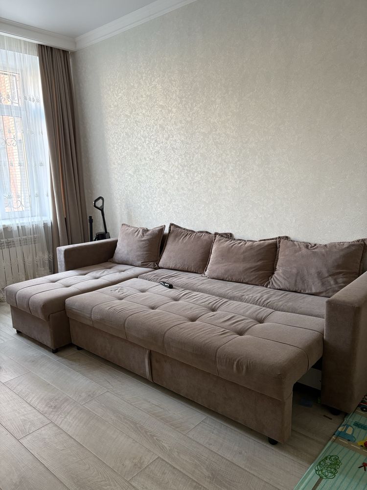Продам диван в хорошем состоянии